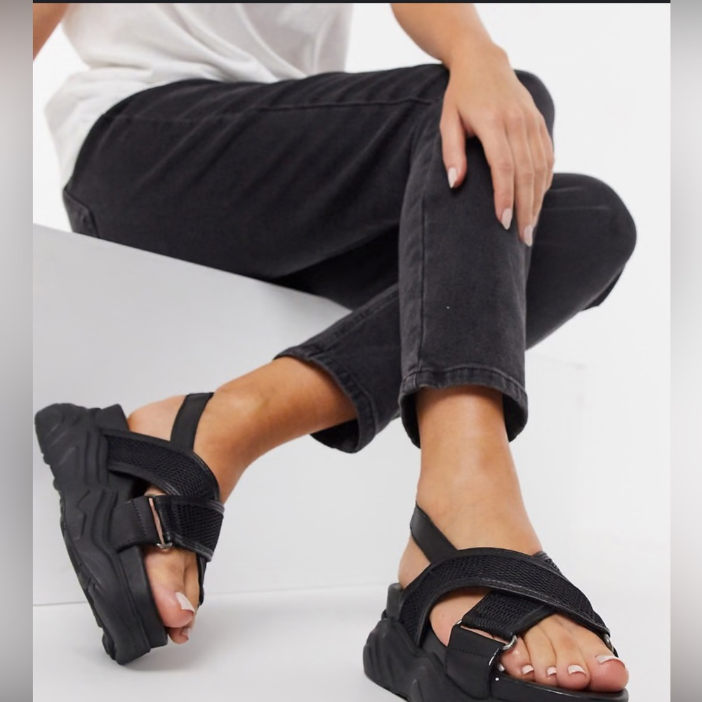 NWT SELECTED FEMME Nollie Chunky Sandals Leather Platform Black 40 US 9‎